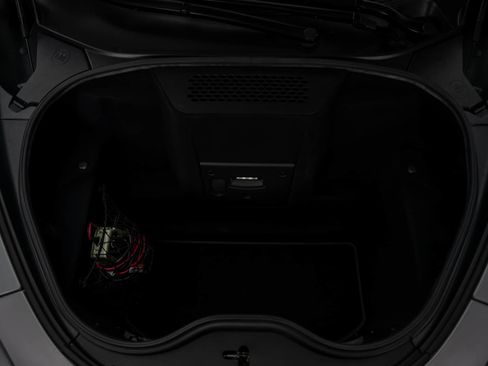 Used 2017 McLaren 570S RWD image 12