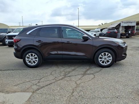 Used 2023 Ford Escape Active AWD/4WD image 6