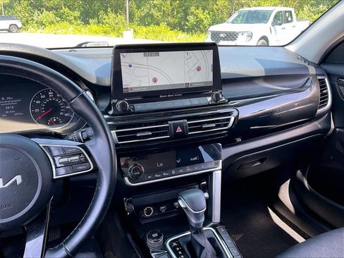 Used 2022 Kia Seltos EX AWD/4WD image 17