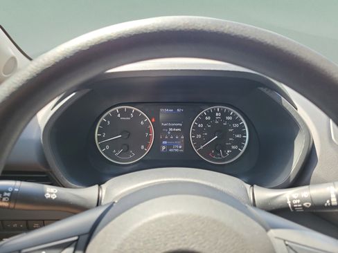 Used 2024 Nissan Sentra S FWD image 12