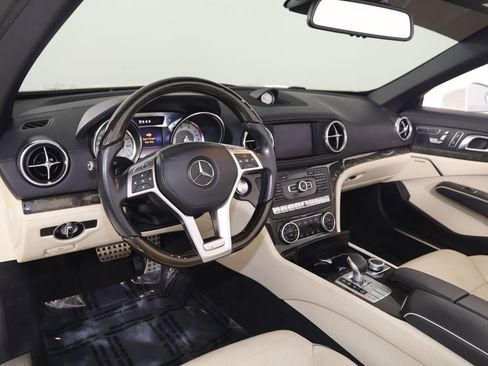 Used 2013 Mercedes-Benz SL 550 image 39