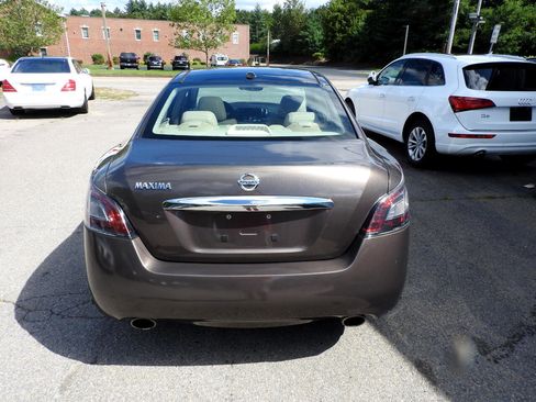 Used 2014 Nissan Maxima 3.5 SV w/ Premium Package image 4