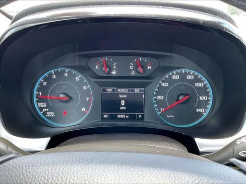 Used 2021 Chevrolet Traverse LT FWD image 22