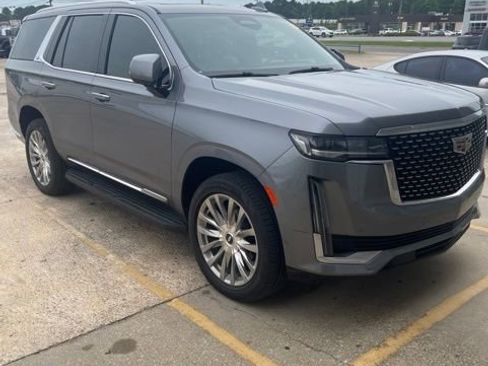 Used 2021 Cadillac Escalade Premium Luxury AWD/4WD image 3