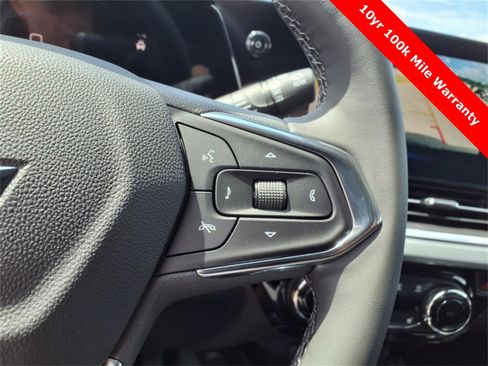 New 2025 Chevrolet Trax LT w/ Driver Confidence Package image 23