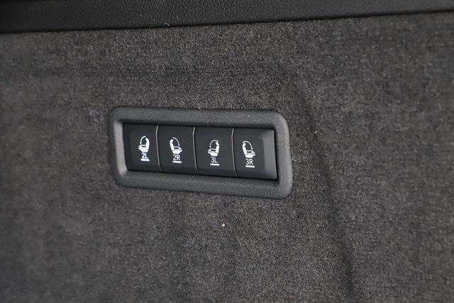 Used 2024 Jeep Grand Wagoneer L 4WD w/ Convenience Group III image 9