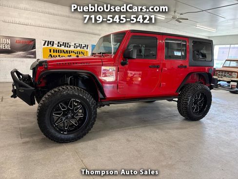 Used 2014 Jeep Wrangler Unlimited Rubicon w/ Connectivity Group AWD/4WD image 1