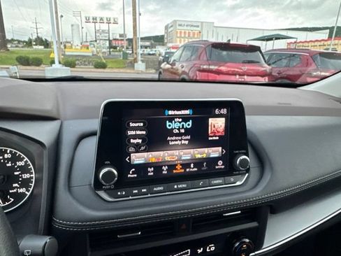Certified 2023 Nissan Rogue SV AWD/4WD image 24