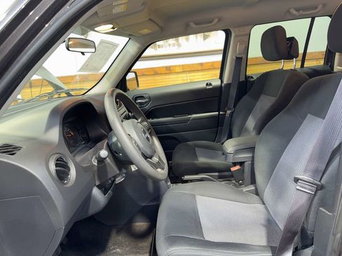 Used 2015 Jeep Patriot Sport w/ Power Value Group image 15
