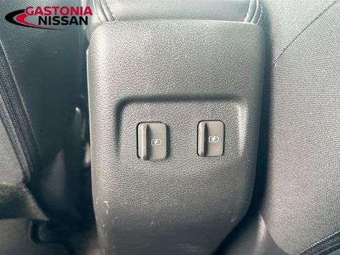 Used 2024 Nissan Kicks SR FWD image 32