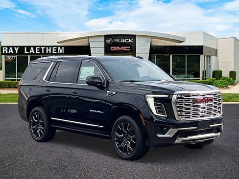 New 2026 GMC Yukon Denali w/ Denali Reserve Package AWD/4WD image 7