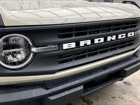 New 2025 Ford Bronco 2-Door AWD/4WD image 31