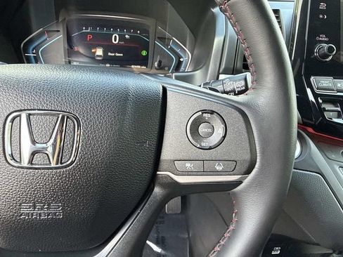 Certified 2024 Honda Odyssey Sport image 32