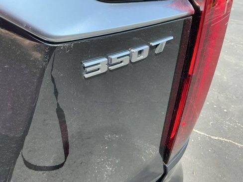 Used 2024 Cadillac XT6 Luxury w/ LPO, Floor Liner Package AWD/4WD image 9