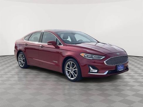 Certified 2019 Ford Fusion Titanium FWD image 5
