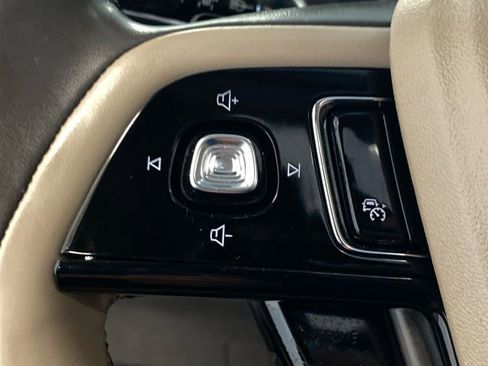Certified 2022 Lincoln Corsair AWD w/ Premium Package image 19