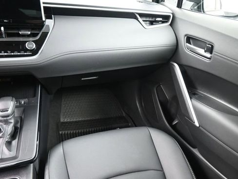 Used 2026 Toyota Corolla Cross XLE w/ Convenience Package image 38