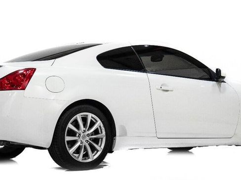Used 2011 INFINITI G37 Journey w/ Premium Pkg RWD image 3