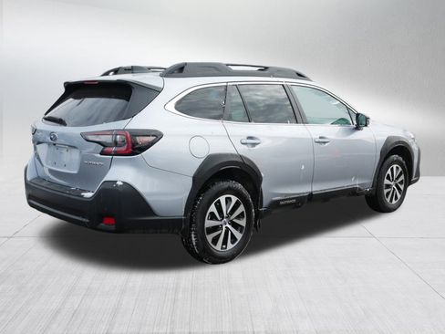 Certified 2025 Subaru Outback Premium image 7