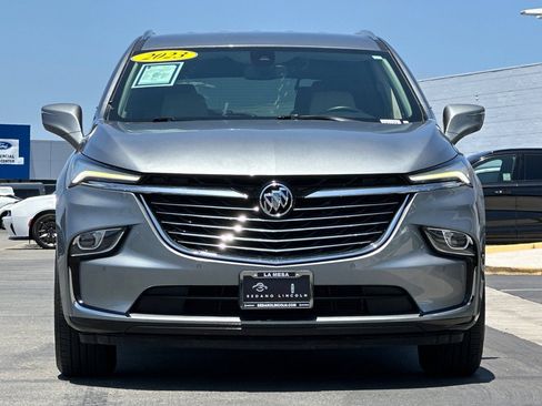 Used 2023 Buick Enclave Essence FWD image 8