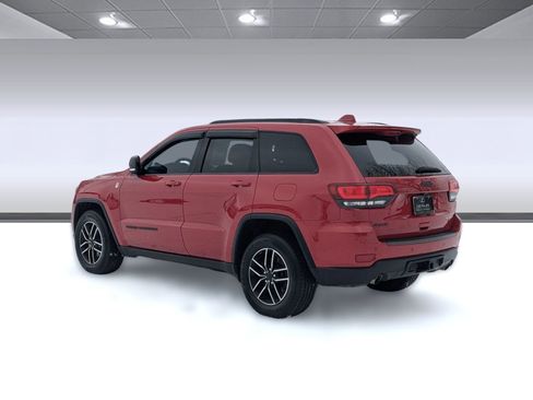 Used 2020 Jeep Grand Cherokee Trailhawk image 3