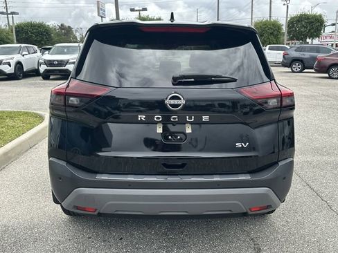 Used 2023 Nissan Rogue SV image 8