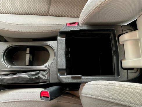 Used 2016 Subaru Forester 2.5i Premium w/ Popular Package #2 AWD/4WD image 15