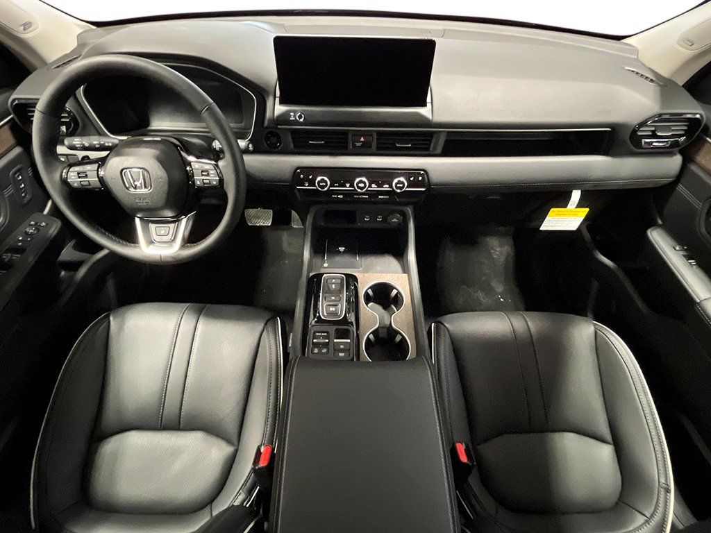 New 2026 Honda Pilot Elite image 3