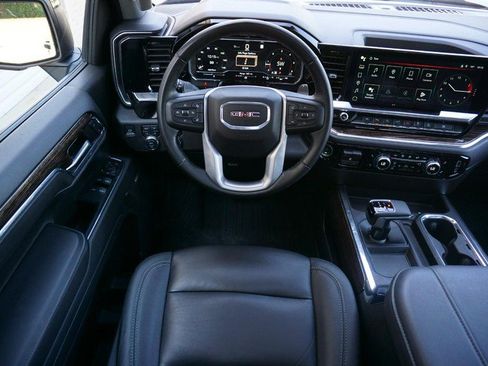 Used 2024 GMC Sierra 1500 Elevation w/ Elevation Premium Package AWD/4WD image 40