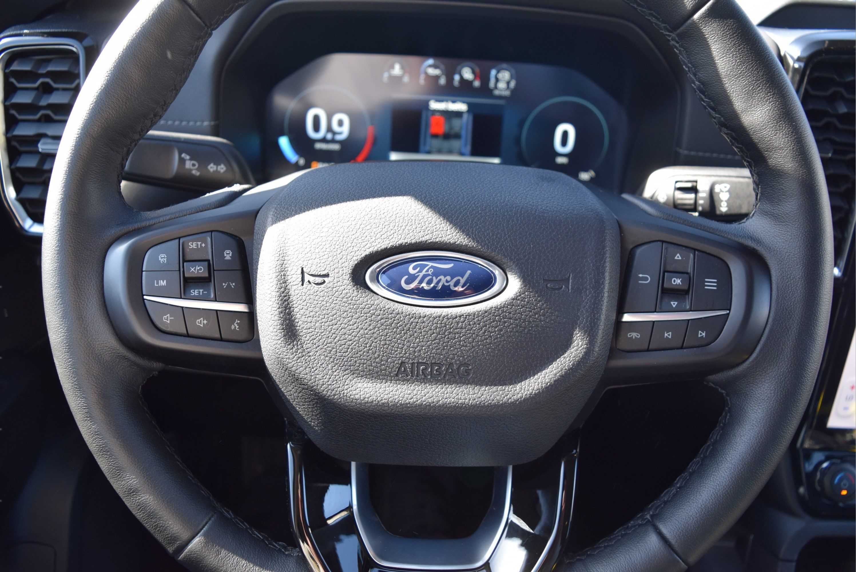Used 2024 Ford Ranger Lariat w/ Trailer Tow Package AWD/4WD image 10