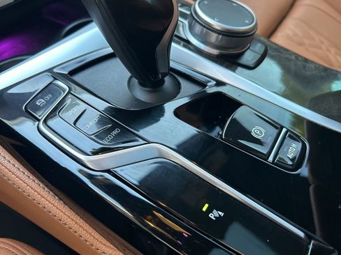 Used 2023 BMW 540i w/ M Sport Package image 53