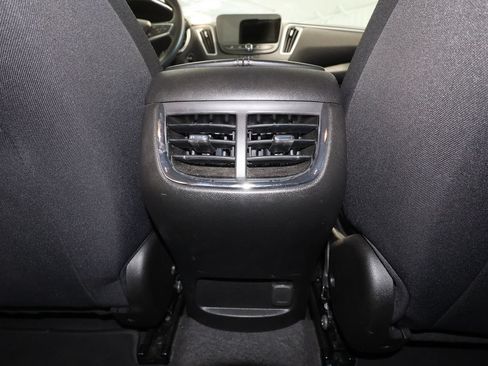 Used 2024 Chevrolet Malibu LT FWD image 29