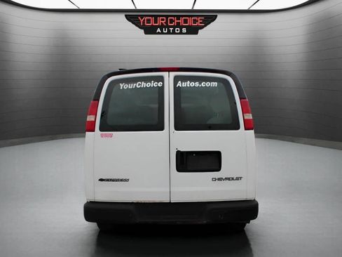 Used 2004 Chevrolet Express 1500 RWD image 6