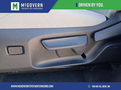 Used 2026 Toyota 4Runner SR5 AWD/4WD image 17