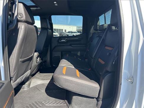 Used 2023 GMC Sierra 1500 AT4 w/ AT4 Premium Package image 17
