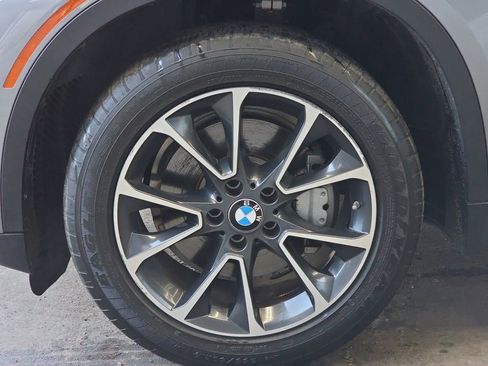 Used 2017 BMW X5 xDrive40e image 29