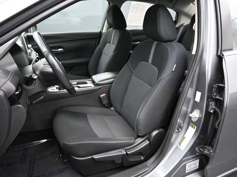 Used 2022 Nissan Sentra SV FWD image 14