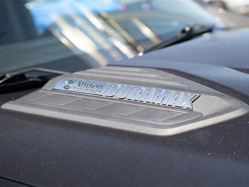 Used 2024 Chevrolet Silverado 3500 LT image 11