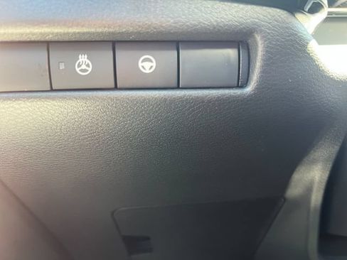 New 2026 Nissan Kicks SR w/ SR Premium Package AWD/4WD image 23