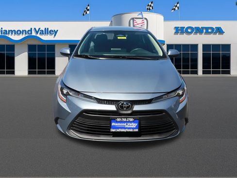 Used 2024 Toyota Corolla LE FWD image 2