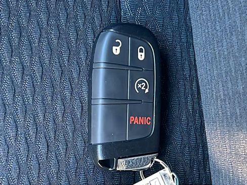 New 2026 Jeep Compass Latitude image 29