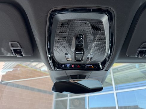 Used 2024 Cadillac Lyriq Sport RWD image 26