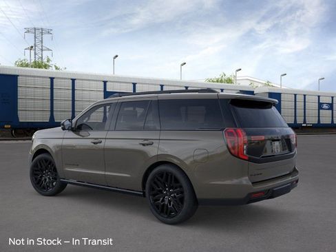 New 2026 Ford Expedition Platinum image 4