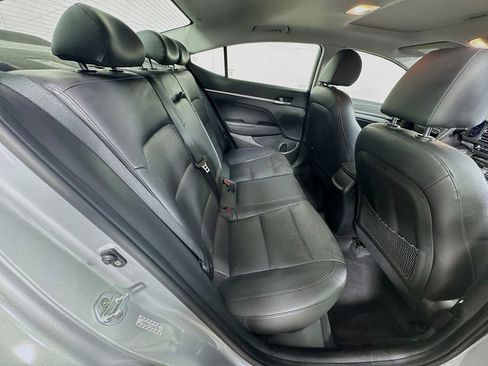 Used 2020 Hyundai Elantra Limited w/ Ultimate Package 03 FWD image 34