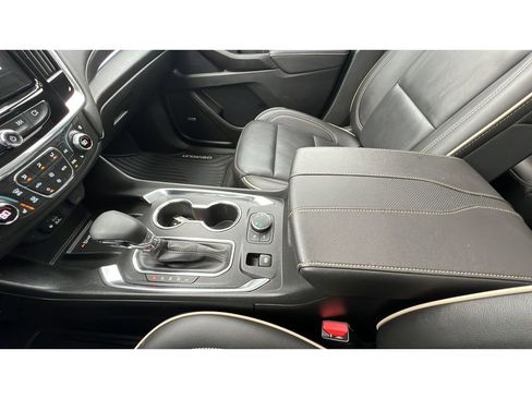 Certified 2023 Chevrolet Traverse Premier w/ Redline Edition image 20