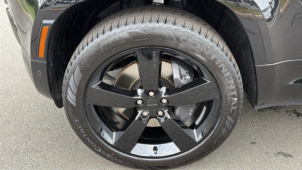 New 2026 Land Rover Defender 110 X-Dynamic SE AWD/4WD image 4