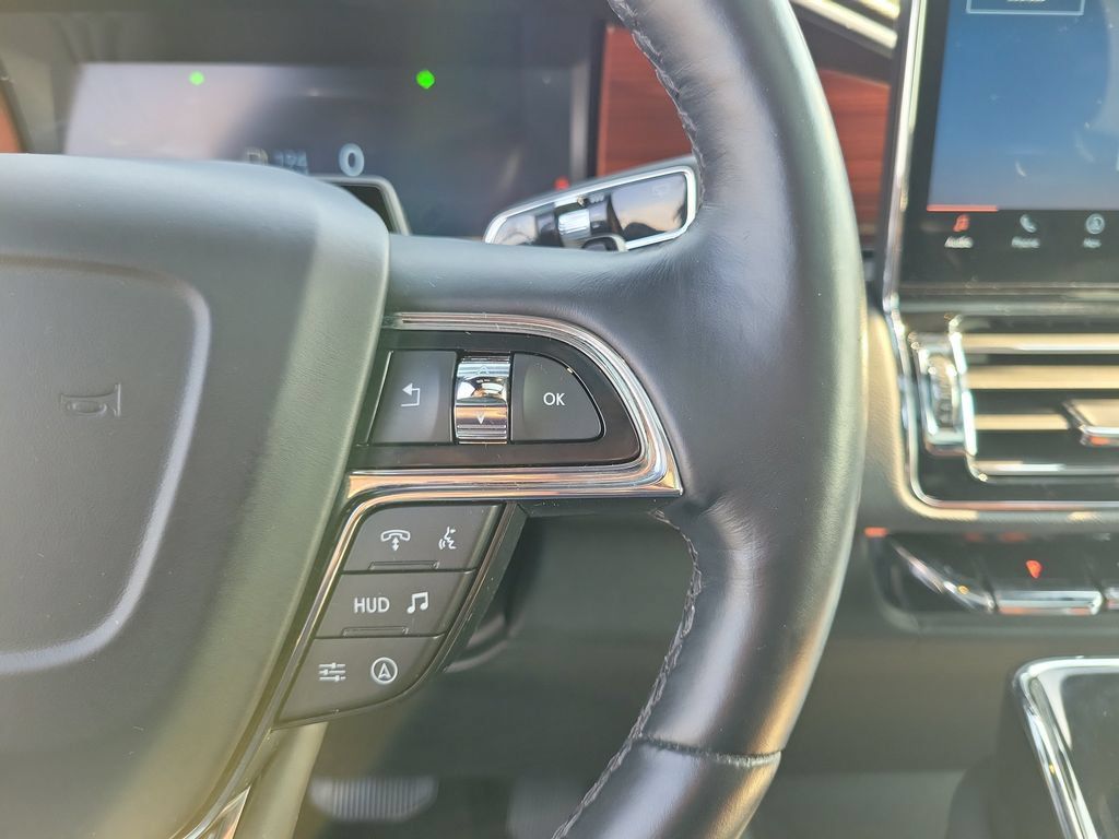 Certified 2022 Lincoln Navigator L Reserve AWD/4WD image 26