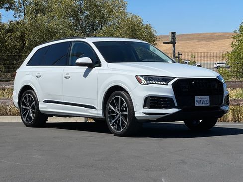 Used 2023 Audi Q7 3.0T Premium Plus w/ Premium Plus Package AWD/4WD image 8