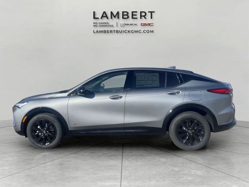 New 2026 Buick Envista Sport Touring image 2