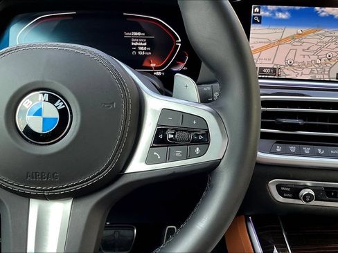 Used 2021 BMW X5 sDrive40i w/ M Sport Package RWD image 12